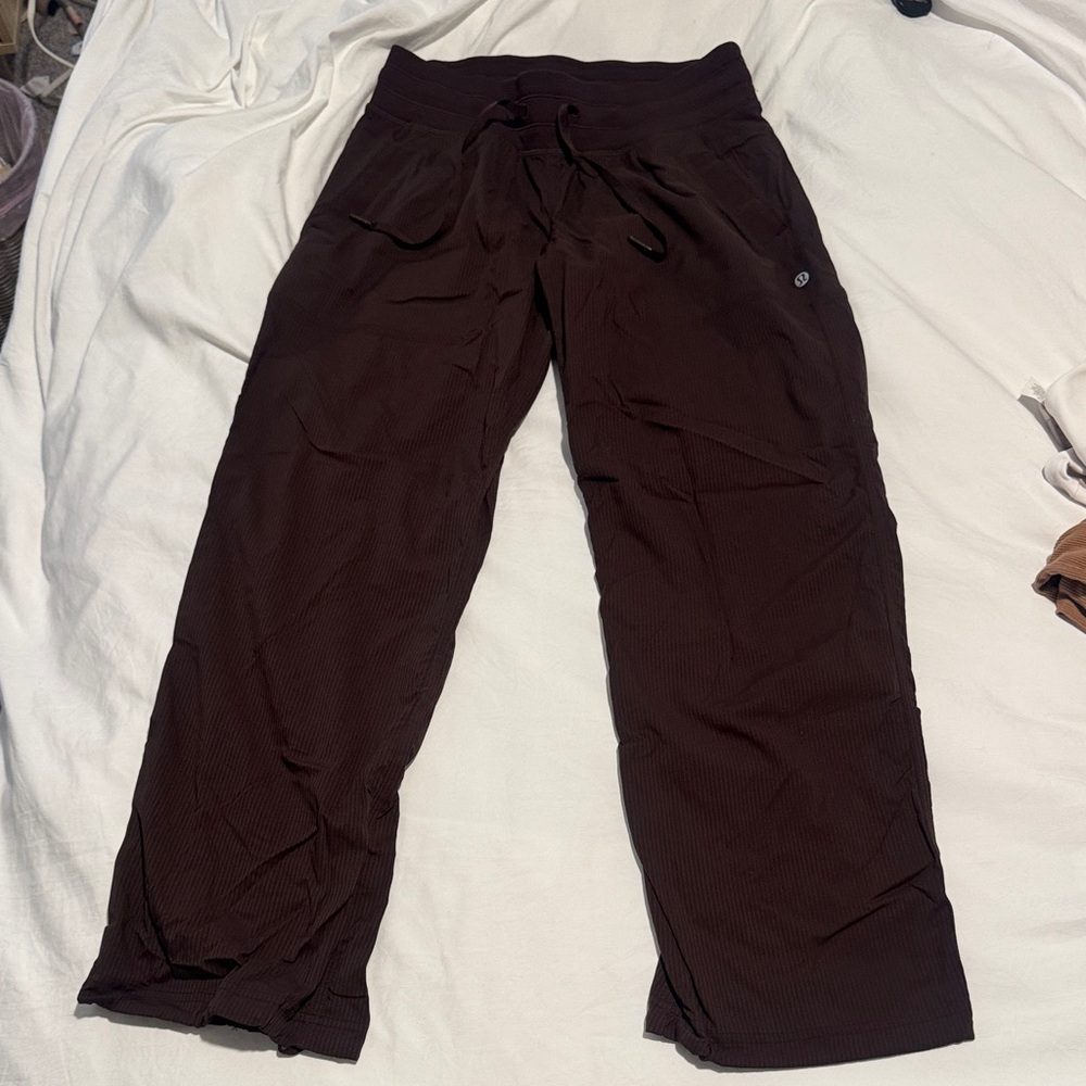 Lululemon Dance Studio Mid-Rise Pant (Short)